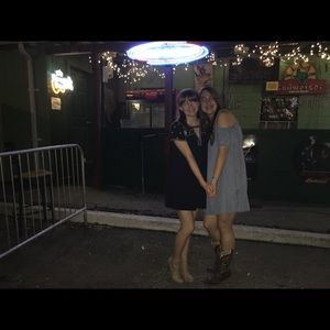 Meet your Posher, Abby